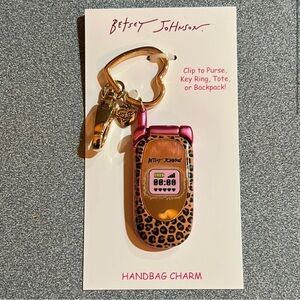 Betsey Johnson • NWT • Viral Flip Phone Bag Charm / Keychain